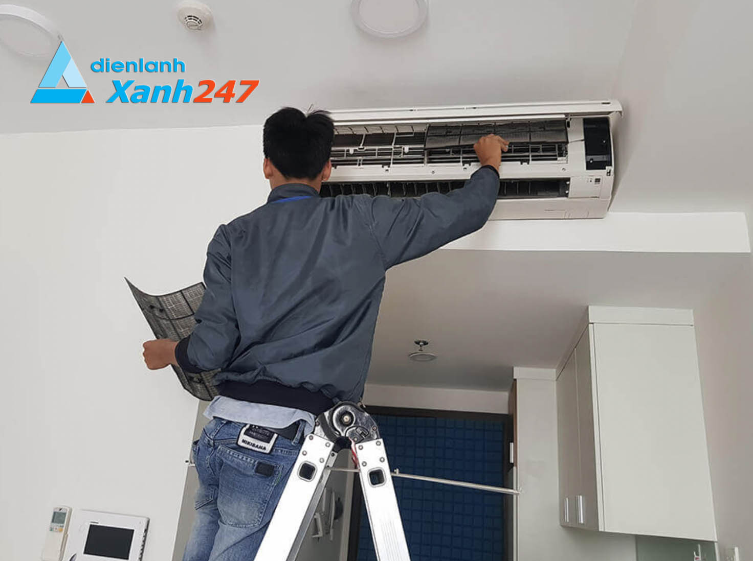 Dịch Vụ Vệ Sinh Máy Lạnh Daikin Long Xuyên – Làm Mát Tối Ưu, Bền Bỉ, Giá Cực Rẻ Chỉ Từ 200K Dịch Vụ Vệ Sinh Máy Lạnh Tại Nhà