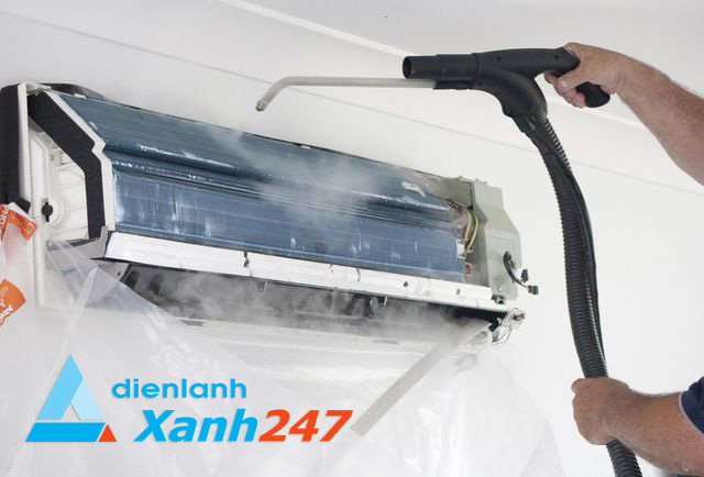 Vệ sinh máy lạnh tại nhà Thoại Sơn